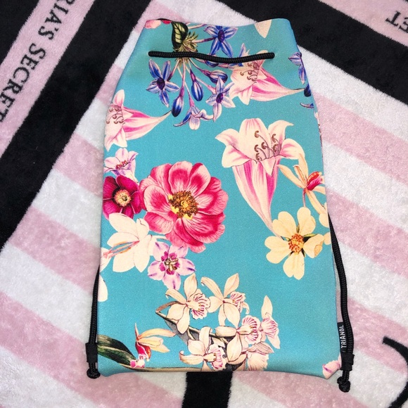 Triangl Floral Bikini - Picture 7 of 8